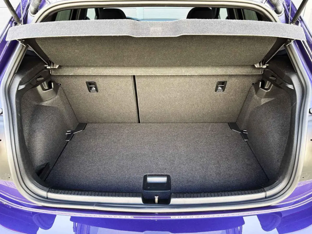 1.0 TSI 95pk DSG R-Line | Panoramadak | IQ light | Camera