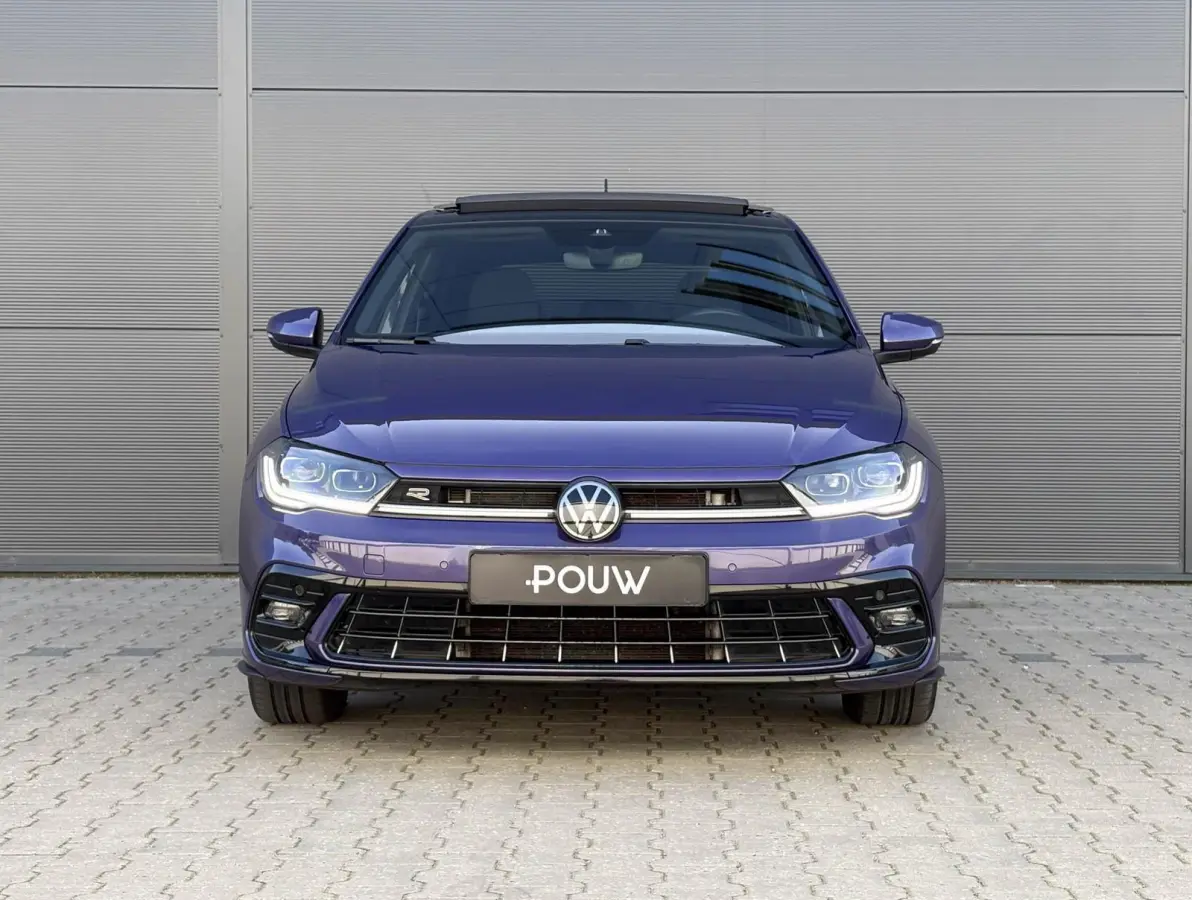1.0 TSI 95pk DSG R-Line | Panoramadak | IQ light | Camera