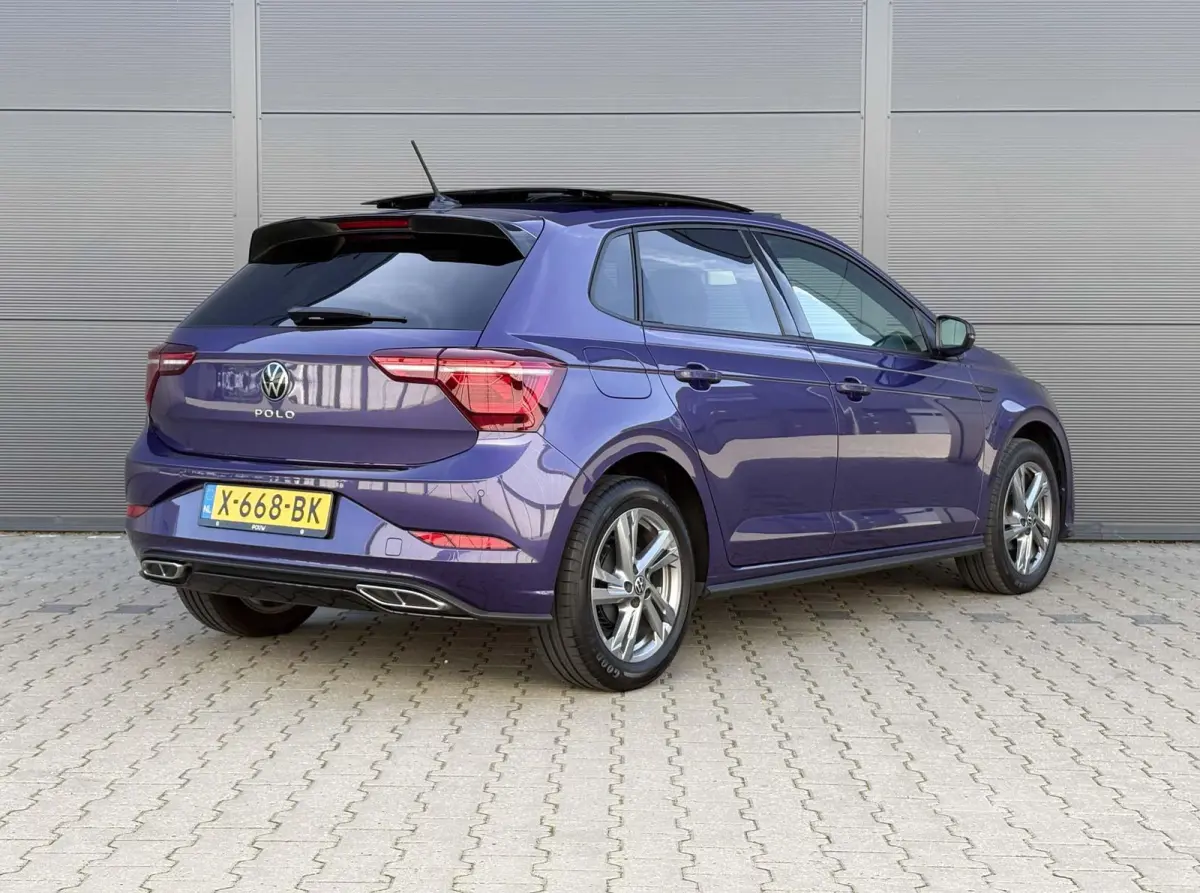 1.0 TSI 95pk DSG R-Line | Panoramadak | IQ light | Camera