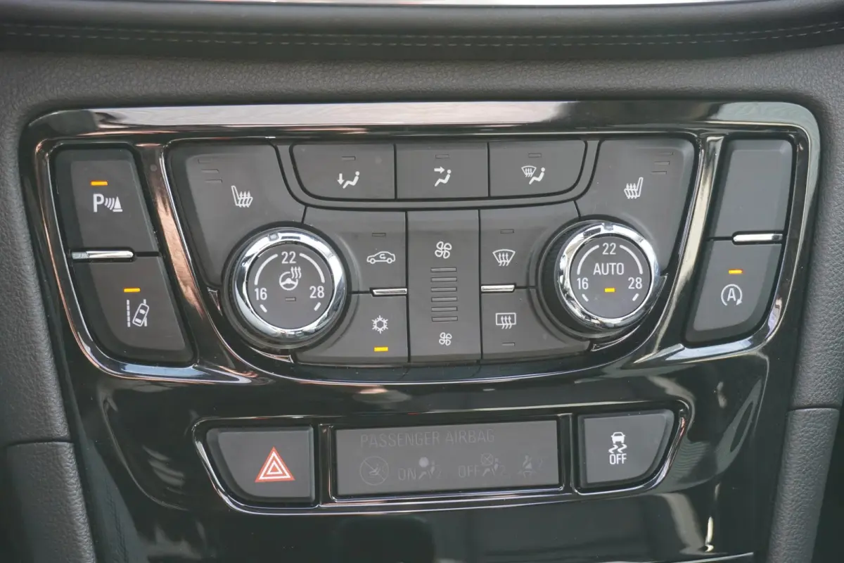 1.4 Turbo 141pk Innovation | Panoramadak | Stuur/Stoelverwarming | Apple CarPlay/ Android Auto