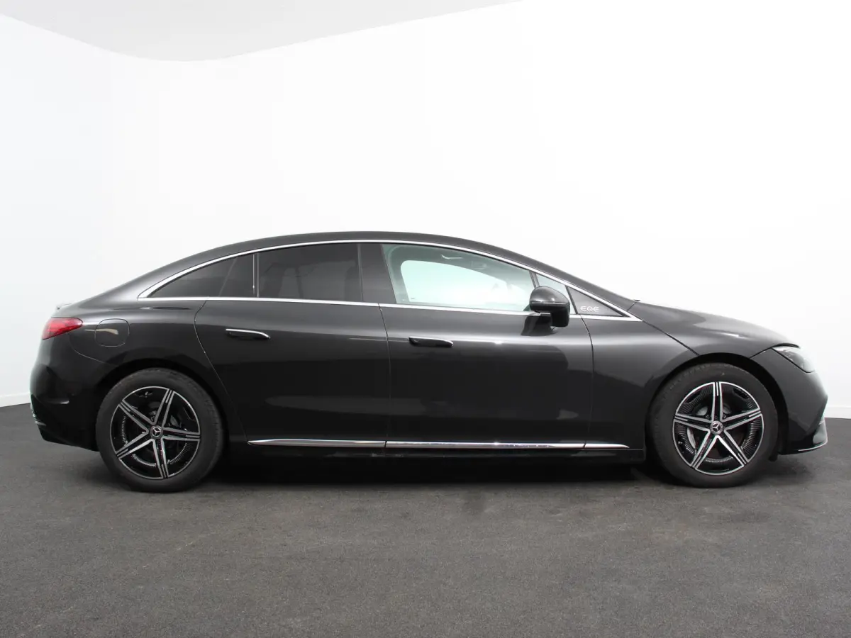 350 AMG Line Edition Advanced Plus 292 kWh Climate control Adaptieve cruise control Parkeersensoren Achteruitrijcamera Sfeerverlichting Stoelverwarming Keyless LED Navigatie