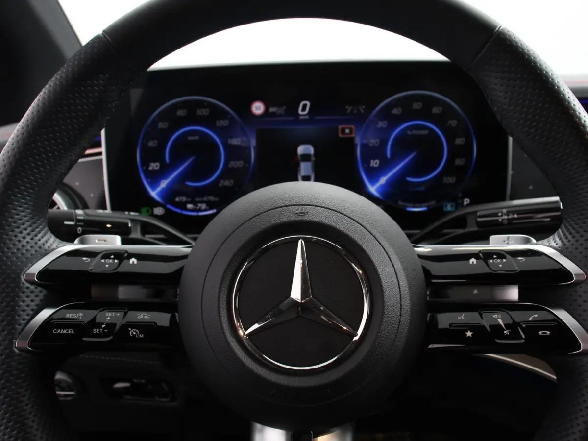 350 AMG Line Edition Advanced Plus 292 kWh Climate control Adaptieve cruise control Parkeersensoren Achteruitrijcamera Sfeerverlichting Stoelverwarming Keyless LED Navigatie