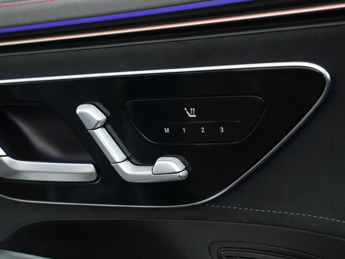 350 AMG Line Edition Advanced Plus 292 kWh Climate control Adaptieve cruise control Parkeersensoren Achteruitrijcamera Sfeerverlichting Stoelverwarming Keyless LED Navigatie