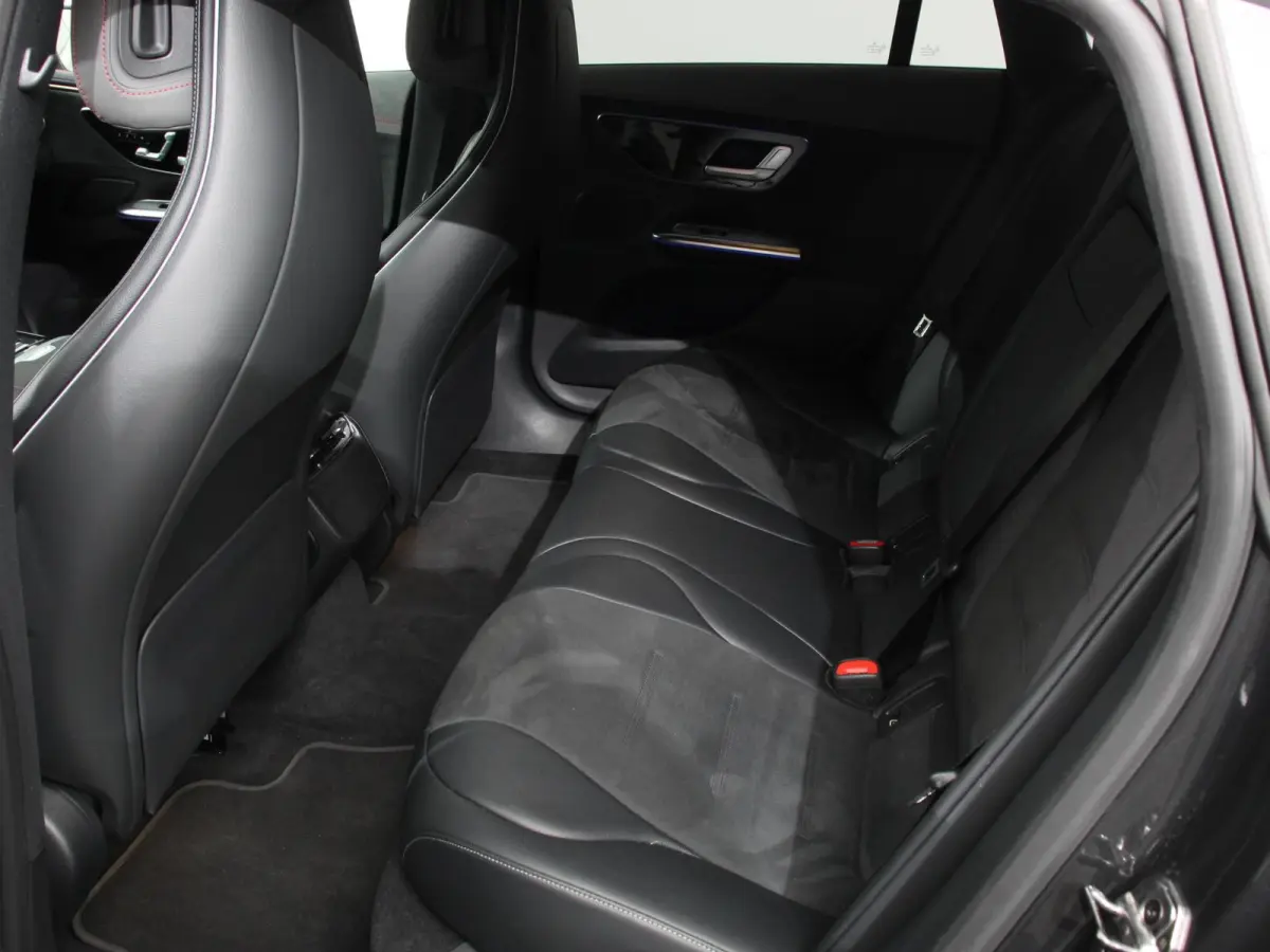 350 AMG Line Edition Advanced Plus 292 kWh Climate control Adaptieve cruise control Parkeersensoren Achteruitrijcamera Sfeerverlichting Stoelverwarming Keyless LED Navigatie
