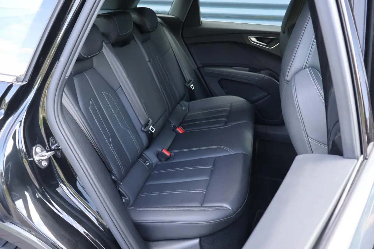 45 265pk quattro Advanced edition 77 kWh | Matrix LED | Sportstoelen Leder | Stoelverwarming | Smartphone Interface Draadloos | Audi-SOUND | Elek. kofferbakklep