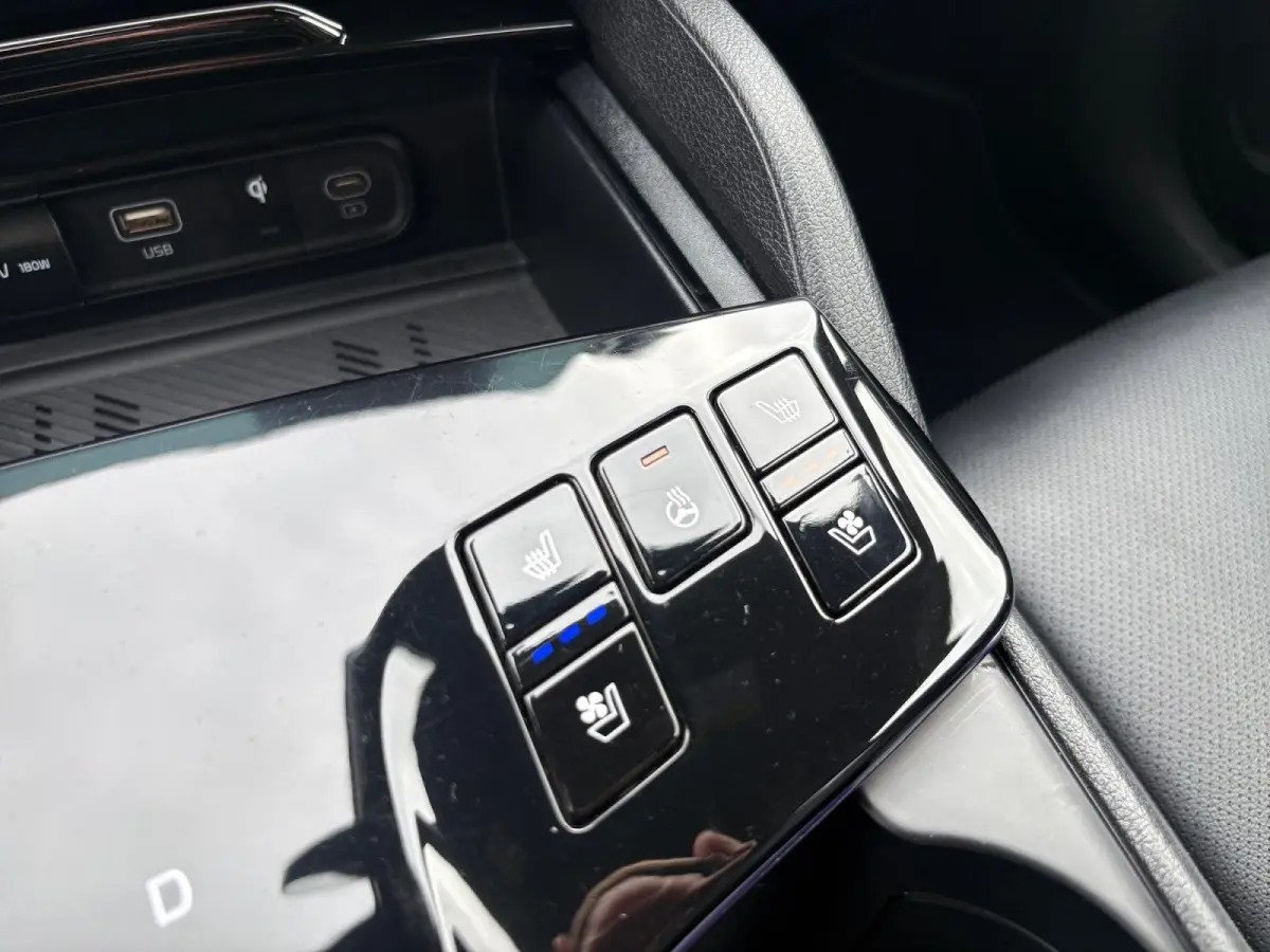 1.6 T-GDi MHEV GT-Line | 360 Camera | Panoramadak | Apple Carplay/Android Auto | Stoelverwarming/Stoelverkoeling | Lichtmetalen Velgen |