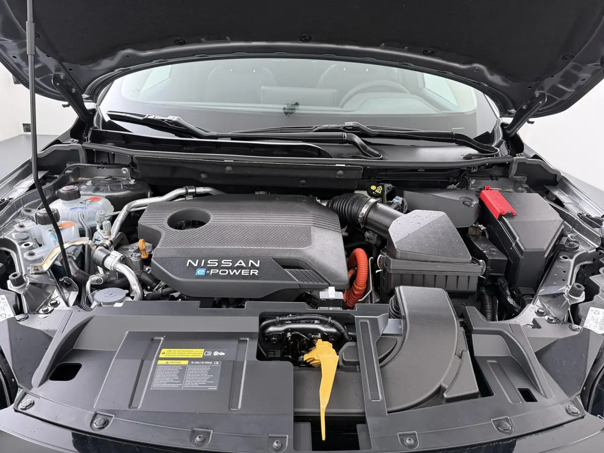 1.5 e-Power N-Connecta | Cold Pack & Panorama dak | €4000,- Voorraad Korting !!!