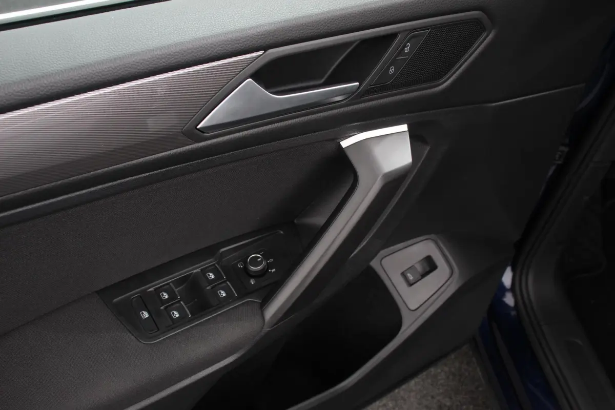 1.5 TSI 150pk DSG Life 7p. Navigatie Climate Control Adaptieve cruise control Achteruitrijcamera Trekhaak Virtual Cockpit Elektrische achterklep Stoelverwarming Led Lichtmetalen velgen Parke