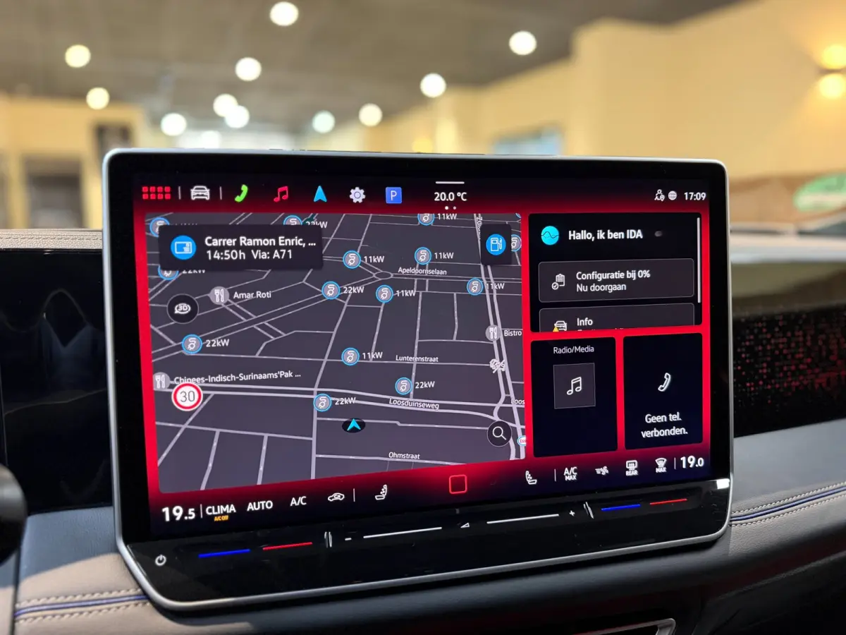 1.5 eTSI R-Line|Keyless|360 camera|Sfeer|Stoel Verwarming|