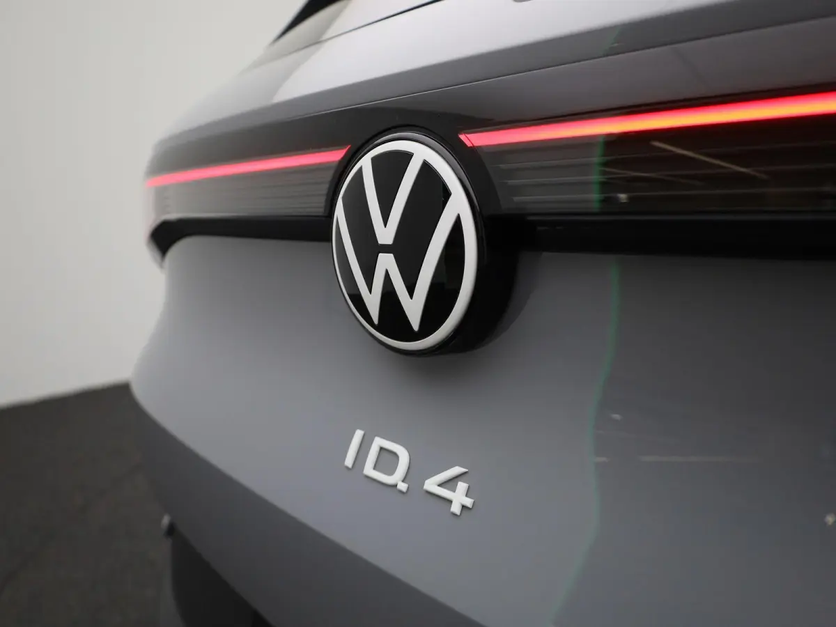 Pro 77 kWh 204 PK| SoH 98,96% | Dealeronderhouden | Trekhaak | Navigatie Pro | Achteruitrijcamera | Stoelverwarming | Stuurwielverwarming | Parkeersensoren
