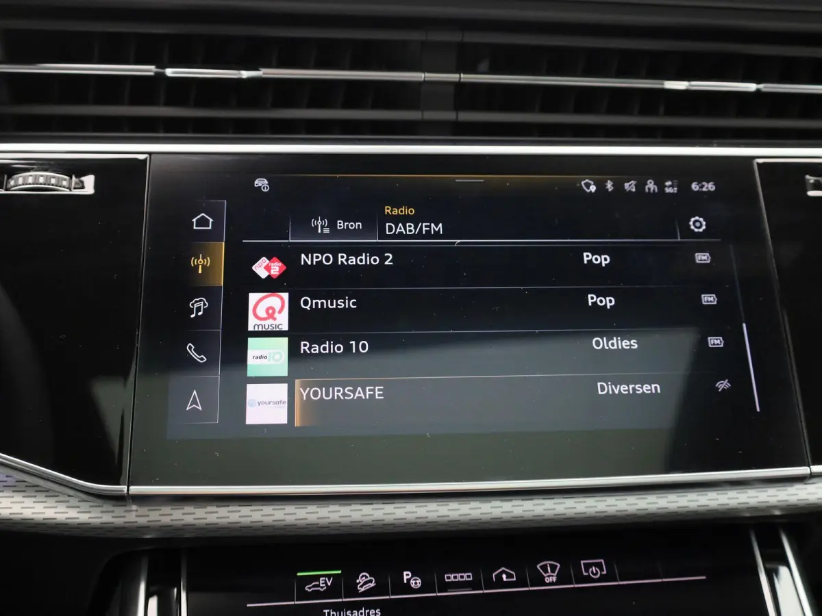 60 TFSI e quattro Pro Line S Competition 490 PK l Adaptive cruise control l Glazen panoramadak l Bang & Olufsen Advanced 3D l Dodehoekdetectie l 360 graden camera l Luchtvering l Stoelverwar