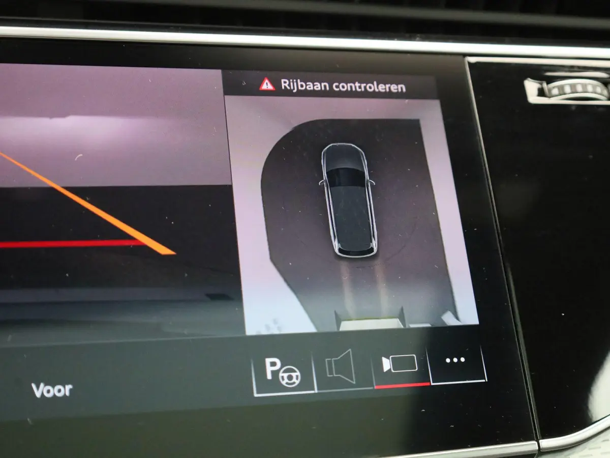 60 TFSI e quattro Pro Line S Competition 490 PK l Adaptive cruise control l Glazen panoramadak l Bang & Olufsen Advanced 3D l Dodehoekdetectie l 360 graden camera l Luchtvering l Stoelverwar