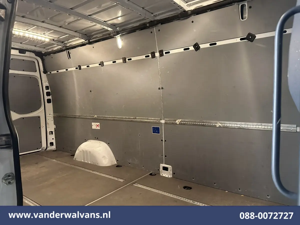 315 CDI 150pk L3H2 Euro6 Airco | Camera | Apple Carplay | Android Auto Bijrijdersbank