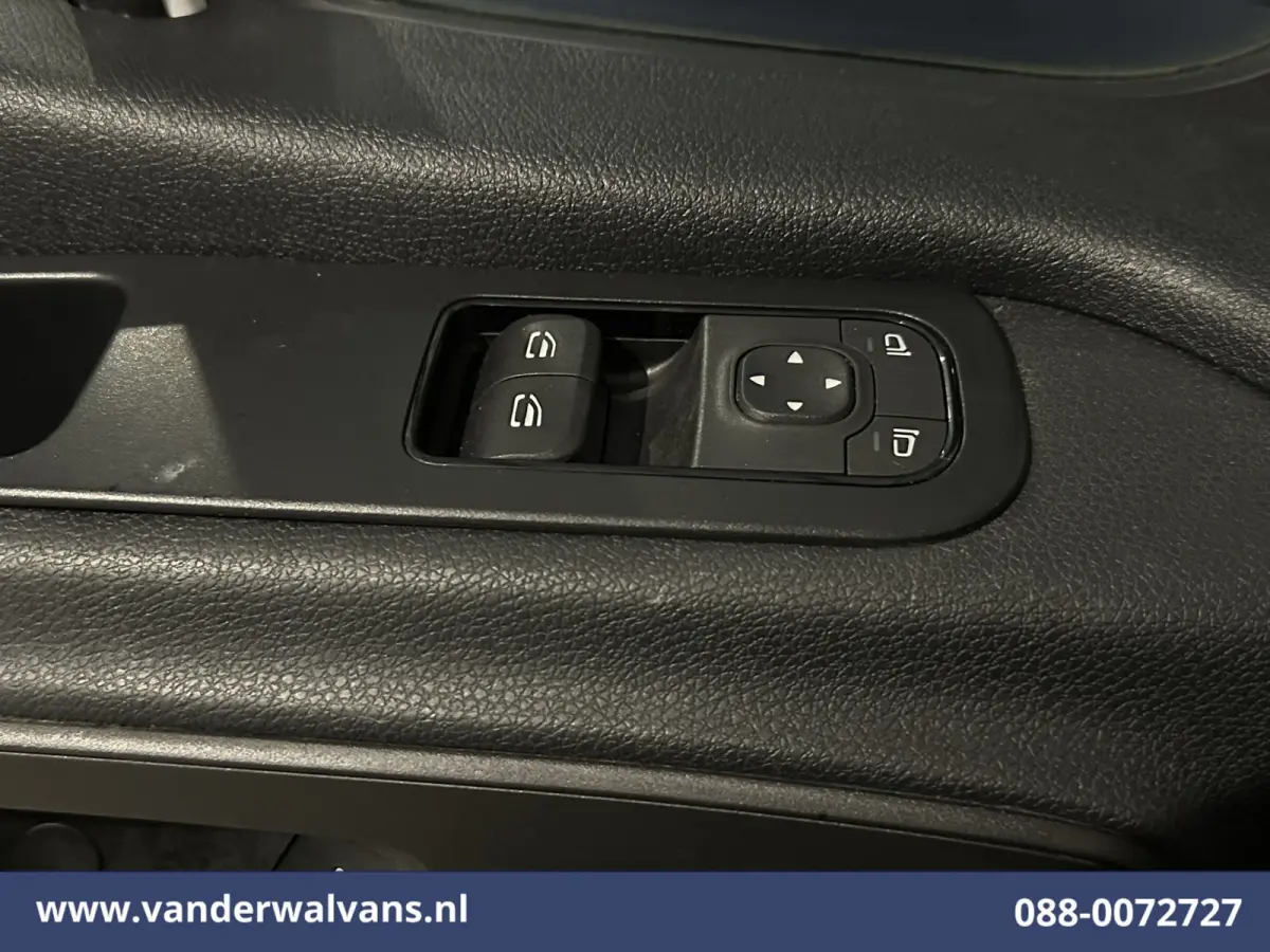 315 CDI 150pk L3H2 Euro6 Airco | Camera | Apple Carplay | Android Auto Bijrijdersbank