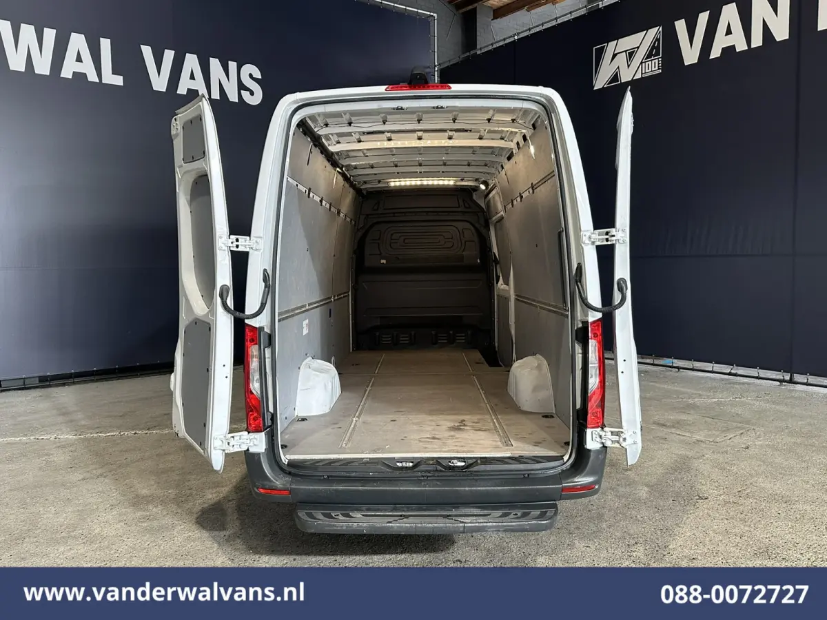 315 CDI 150pk L3H2 Euro6 Airco | Camera | Apple Carplay | Android Auto Bijrijdersbank