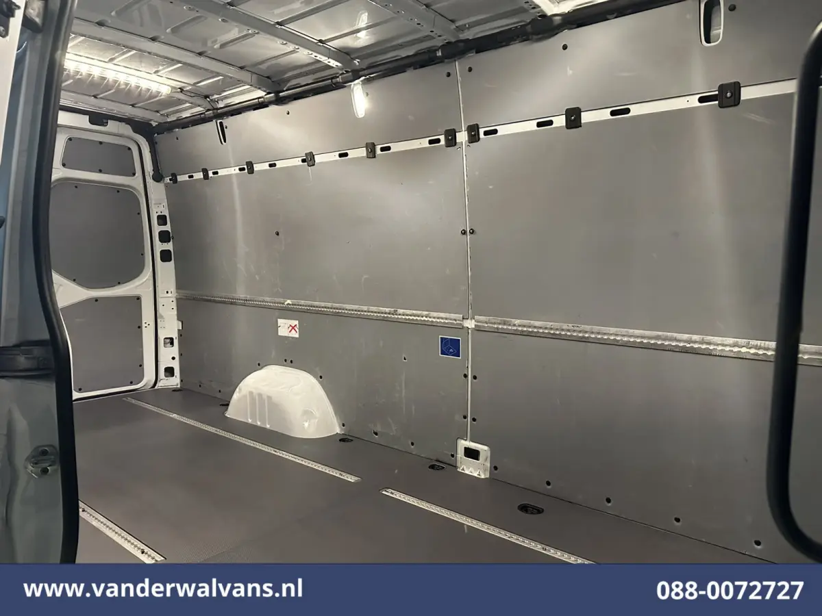 315 CDI 150pk L3H2 Euro6 Airco | Camera | Apple Carplay | Android Auto Bijrijdersbank