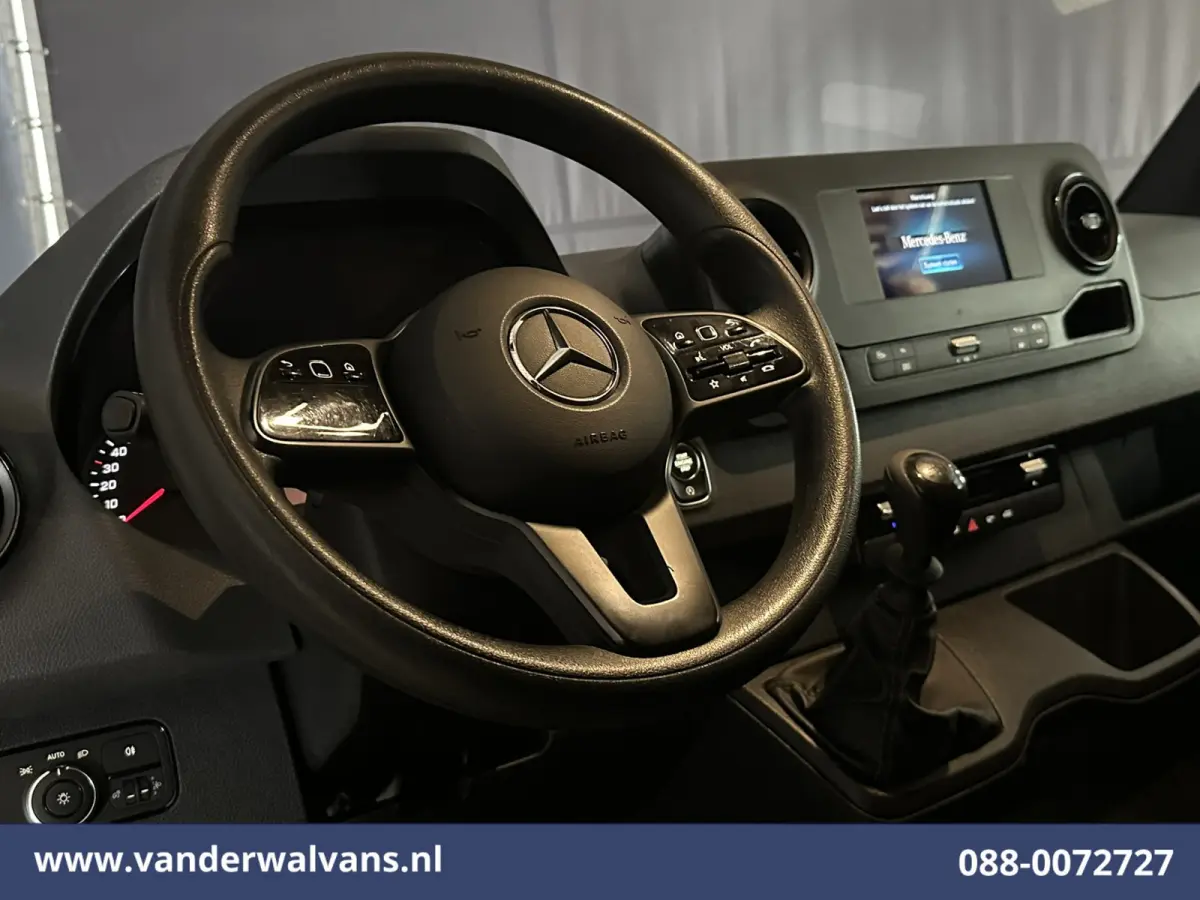 315 CDI 150pk L3H2 Euro6 Airco | Camera | Apple Carplay | Android Auto Bijrijdersbank