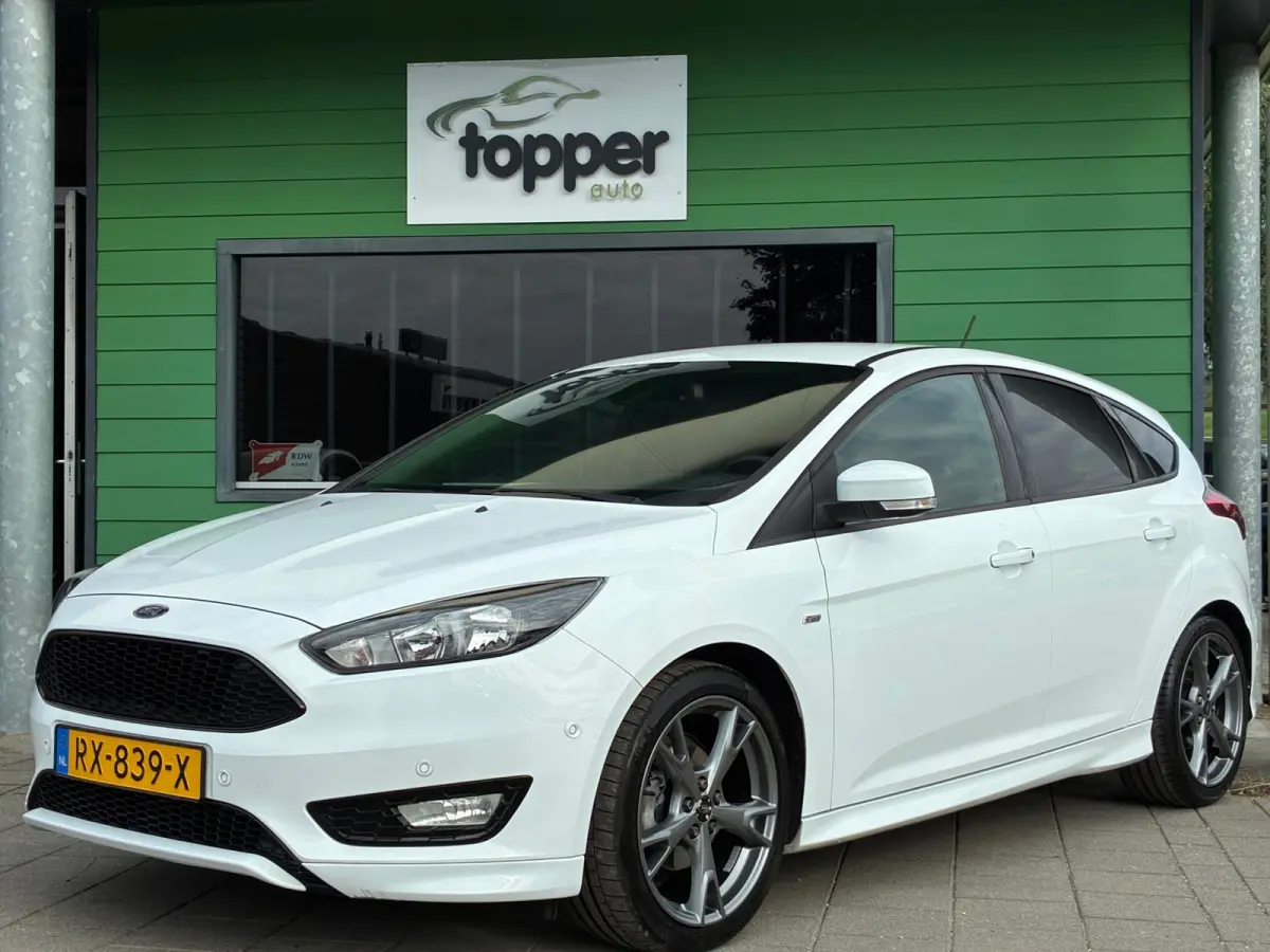 1.0 ST-Line|2e Eigenaar|Navigatie|CruiseControl|Climatronic|Trekhaak|NAP|Nieuwe APK|