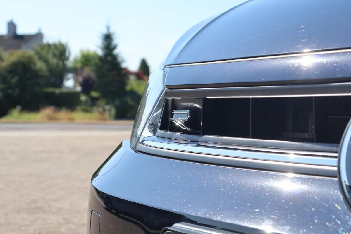 1.0 TSI 95pk R-Line | Adaptive Cruise | PDC | Apple Carplay | Clima