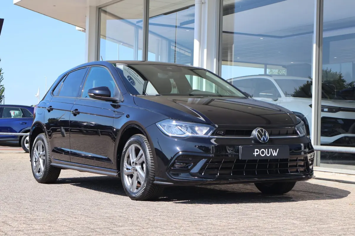 1.0 TSI 95pk R-Line | Adaptive Cruise | PDC | Apple Carplay | Clima