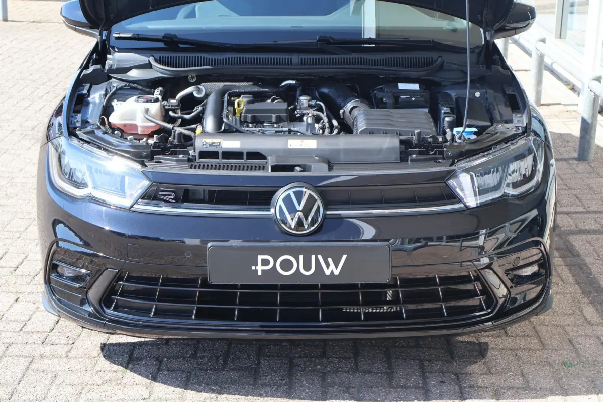 1.0 TSI 95pk R-Line | Adaptive Cruise | PDC | Apple Carplay | Clima