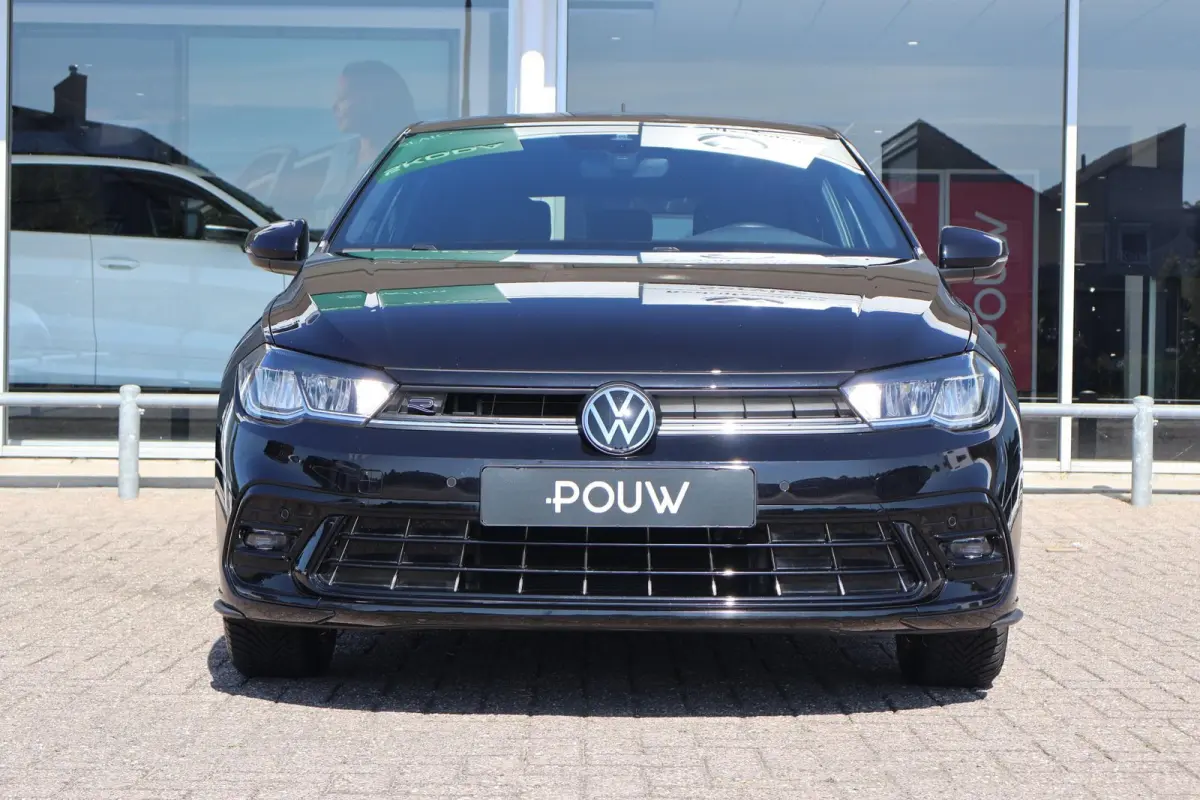1.0 TSI 95pk R-Line | Adaptive Cruise | PDC | Apple Carplay | Clima