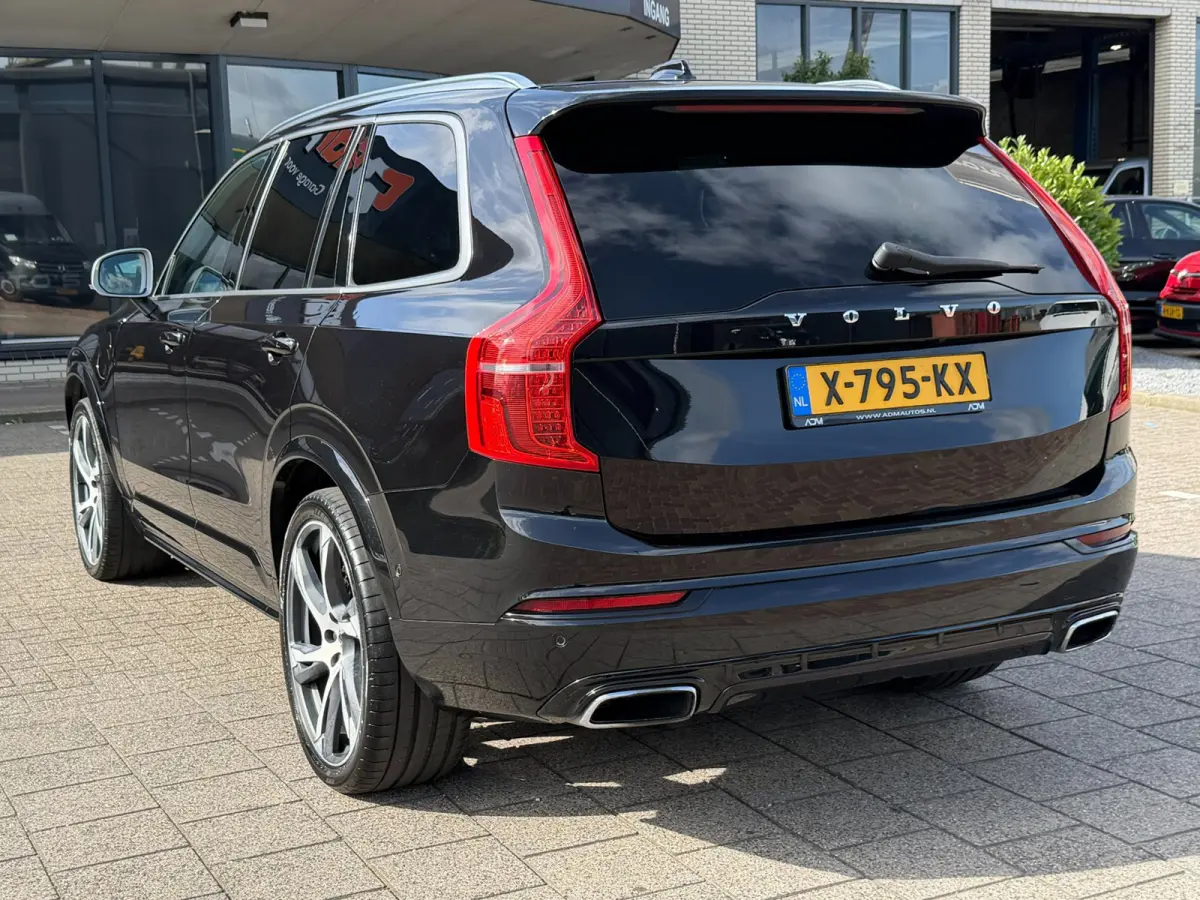 2.0 T8 Twin Engine AWD R DESIGN l AFNM. TREKHAAK