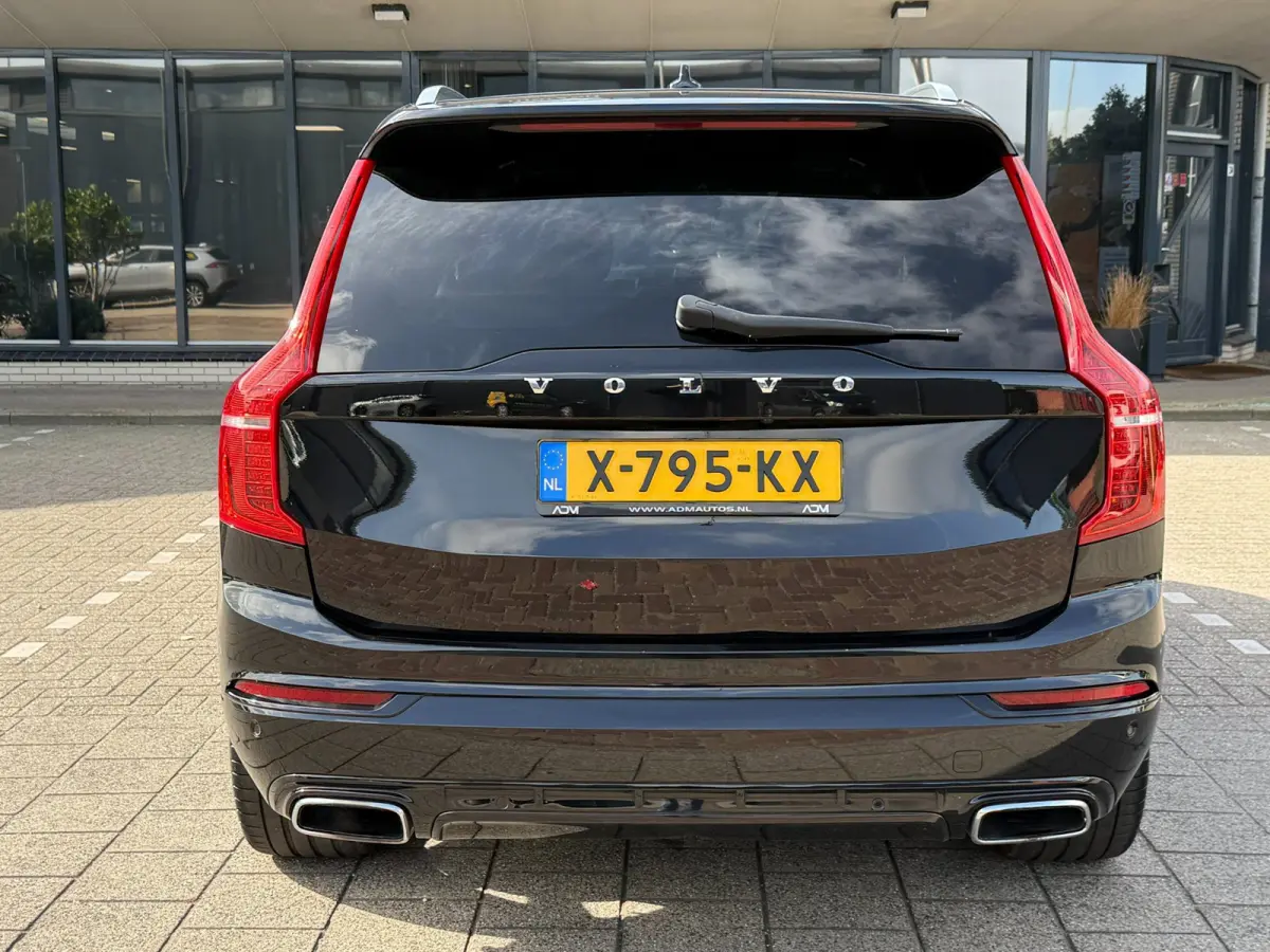 2.0 T8 Twin Engine AWD R DESIGN l AFNM. TREKHAAK
