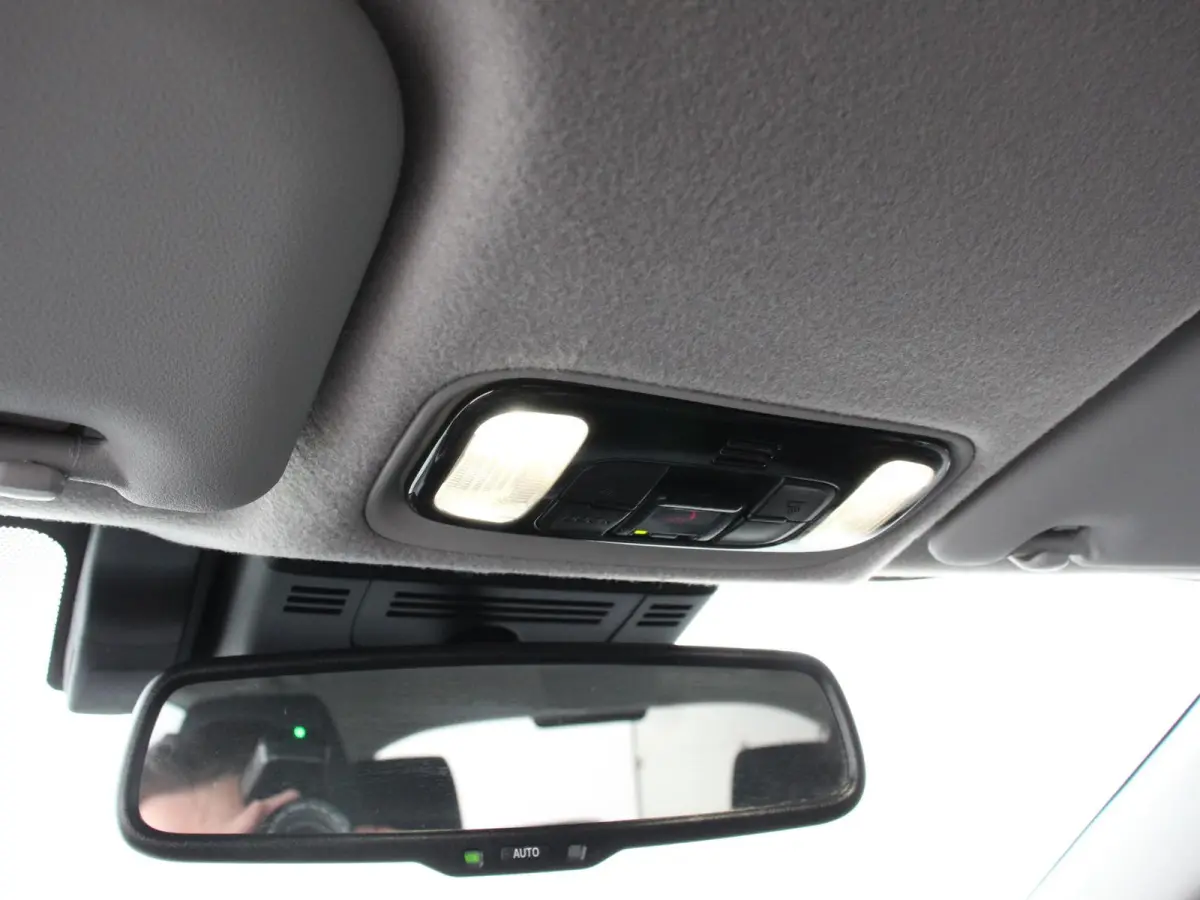 1.5 Hybrid Dynamic Automaat Climate control Cruise control adaptieve LED Achteruitrijcamera Lane assist Apple Carplay / Android Auto