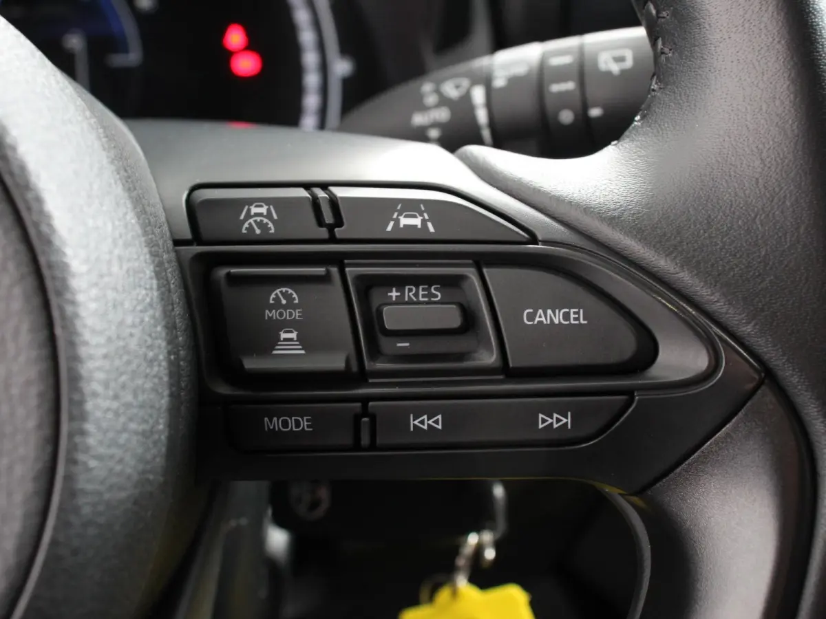 1.5 Hybrid Dynamic Automaat Climate control Cruise control adaptieve LED Achteruitrijcamera Lane assist Apple Carplay / Android Auto