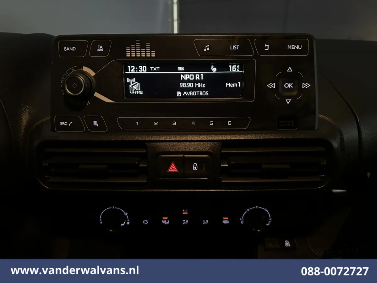 1.5D 102pk L2H1 Euro6 Airco | Cruisecontrol | Parkeersensoren Zijdeur
