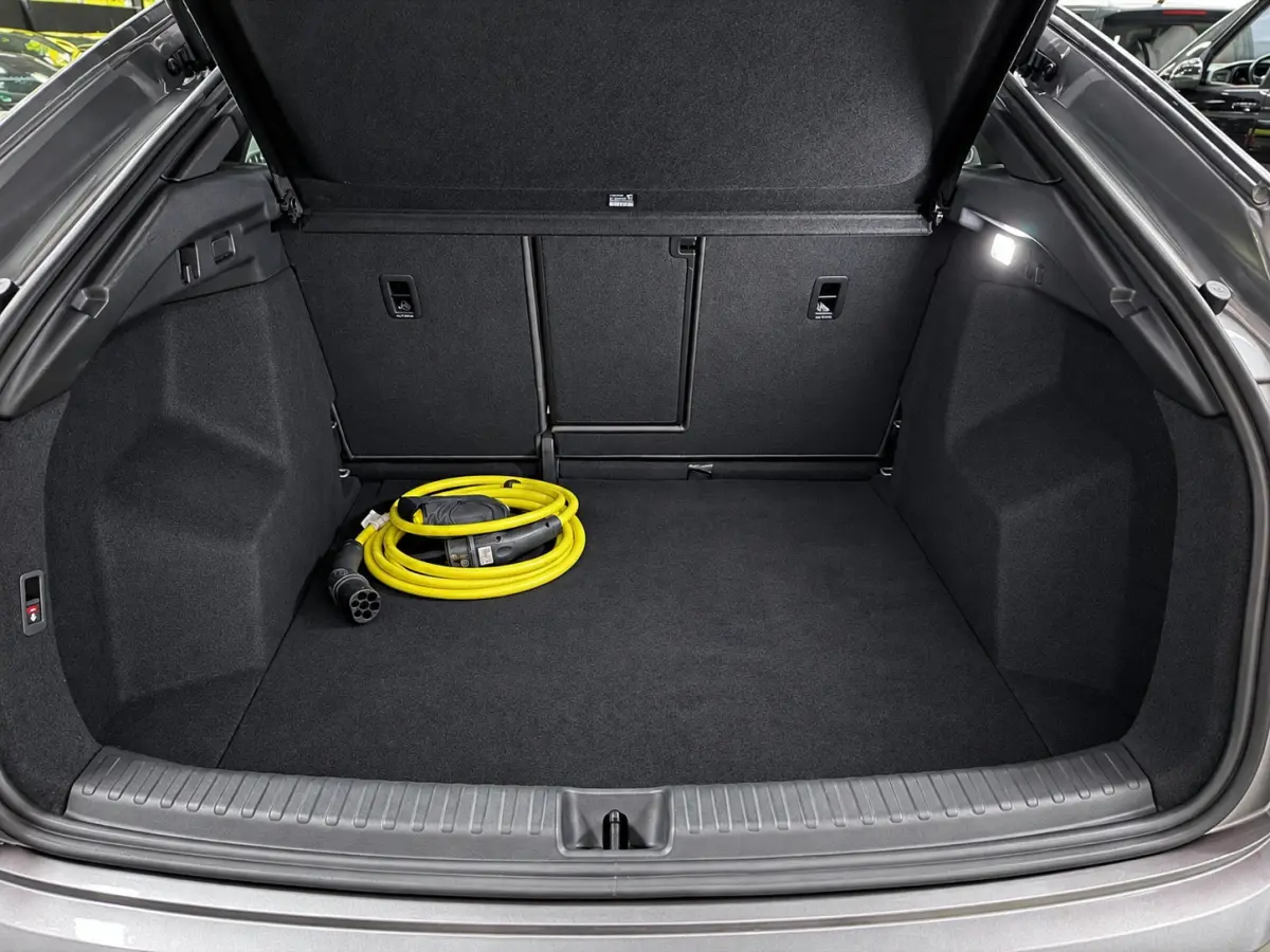 50 quattro 21" 3X S-LINE LEDER+ M-STOELEN/PANO/H-UP/SONOS/DAB/CARPLAY/ADAPT-CRUISE///