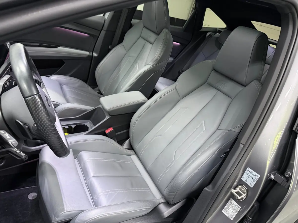 50 quattro 21" 3X S-LINE LEDER+ M-STOELEN/PANO/H-UP/SONOS/DAB/CARPLAY/ADAPT-CRUISE///