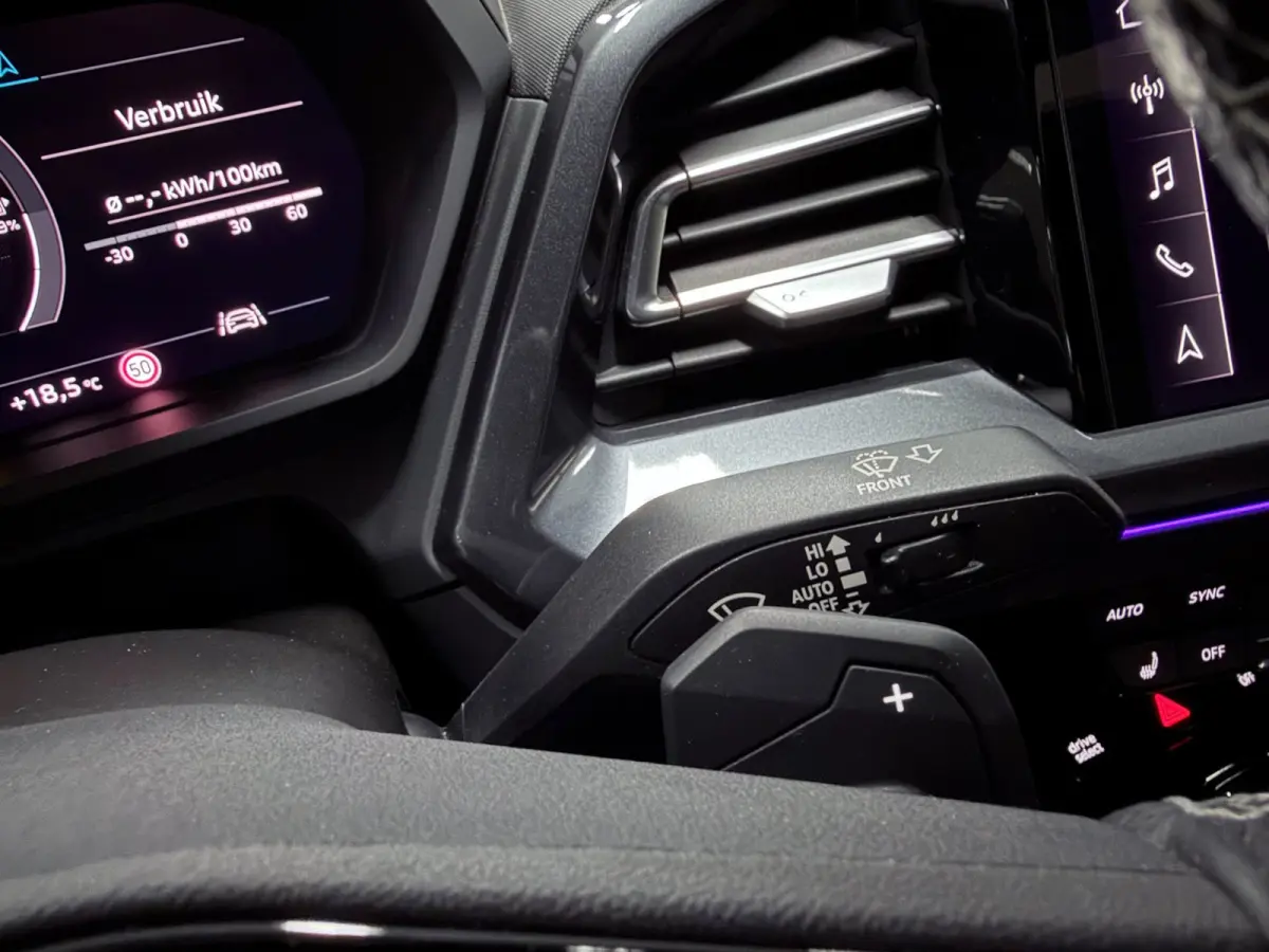 50 quattro 21" 3X S-LINE LEDER+ M-STOELEN/PANO/H-UP/SONOS/DAB/CARPLAY/ADAPT-CRUISE///