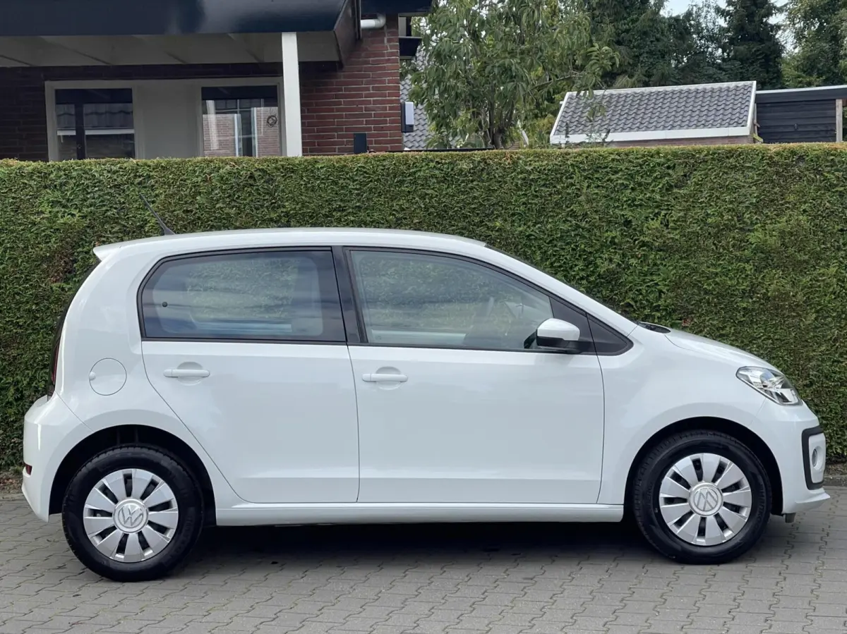 Up! 1.0 Move | CRUISE CONTROL | ACHTERUITRIJCAMERA | DAB+ | STOELVERWARMING | AIRCO