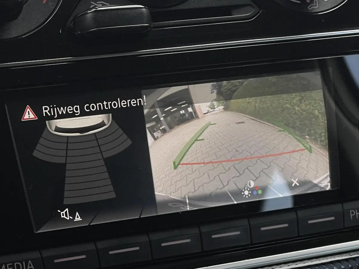 Up! 1.0 Move | CRUISE CONTROL | ACHTERUITRIJCAMERA | DAB+ | STOELVERWARMING | AIRCO