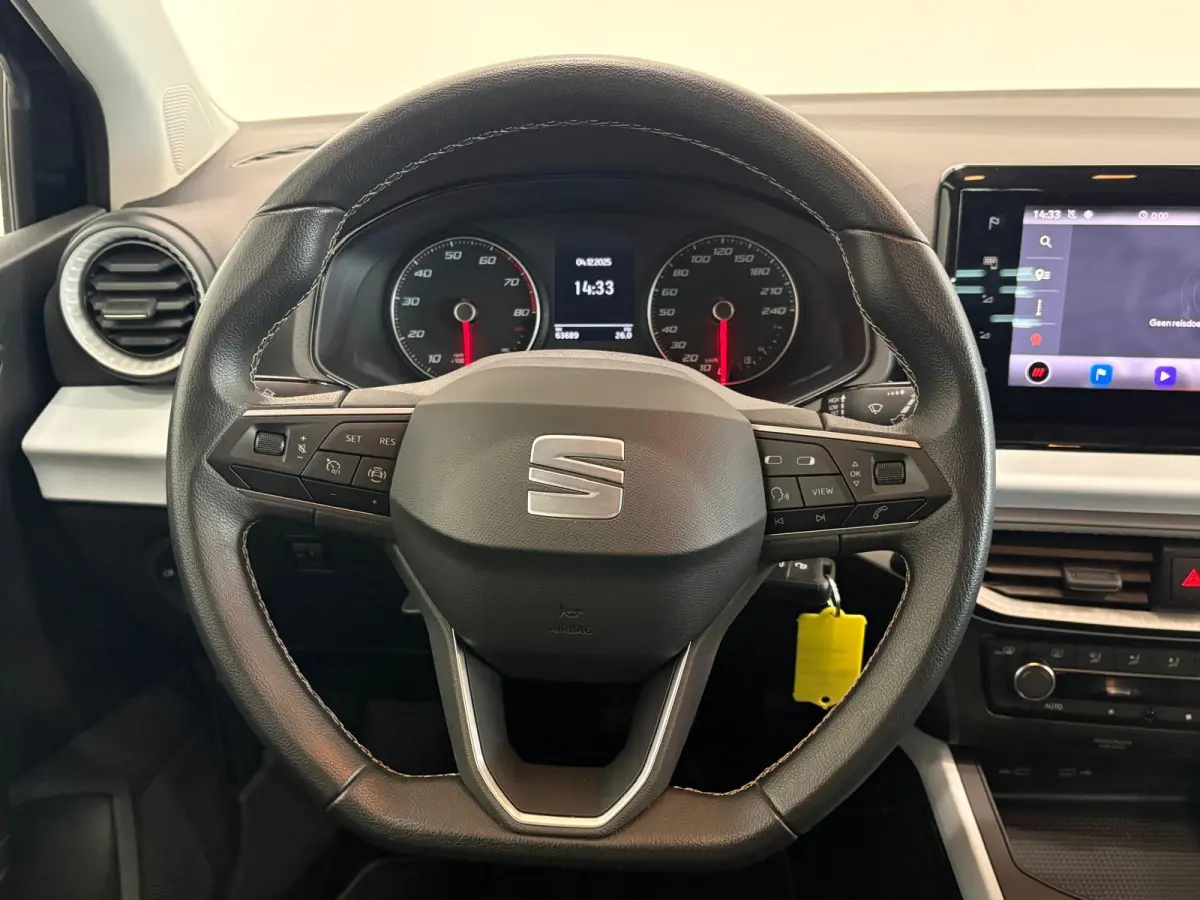 1.0 TSI 110pk Automaat Style Business Connect Climate Control Navigatie Apple Carplay/Android Auto  Cruise Control PDC Achter Lichtmetalen Velgen