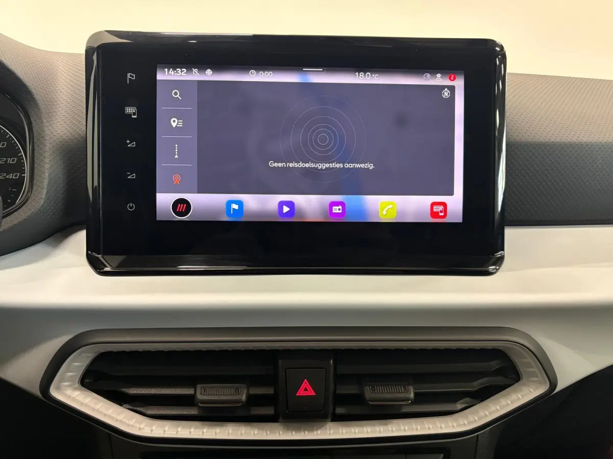 1.0 TSI 110pk Automaat Style Business Connect Climate Control Navigatie Apple Carplay/Android Auto  Cruise Control PDC Achter Lichtmetalen Velgen
