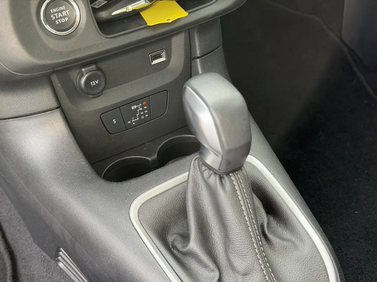 1.2 PureTech Feel Edition | Navigatie | Keyless Entry & Start |  Apple Carplay/Android Auto