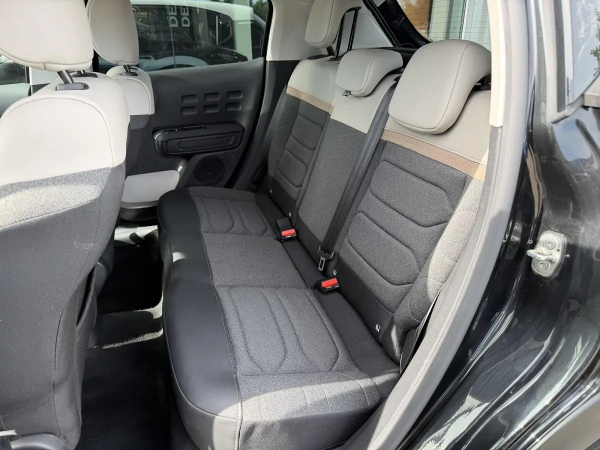 1.2 PureTech Feel Edition | Navigatie | Keyless Entry & Start |  Apple Carplay/Android Auto