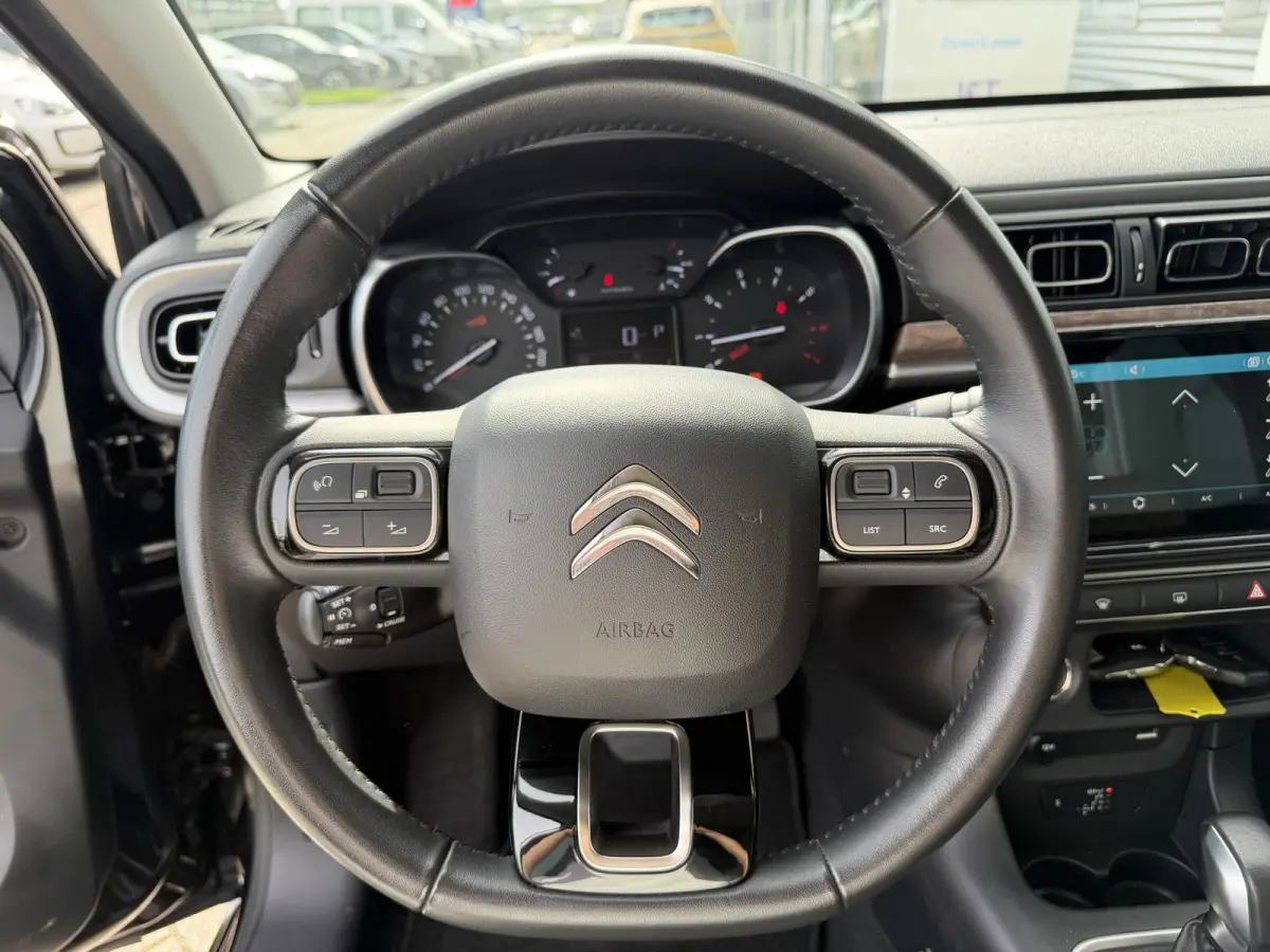 1.2 PureTech Feel Edition | Navigatie | Keyless Entry & Start |  Apple Carplay/Android Auto
