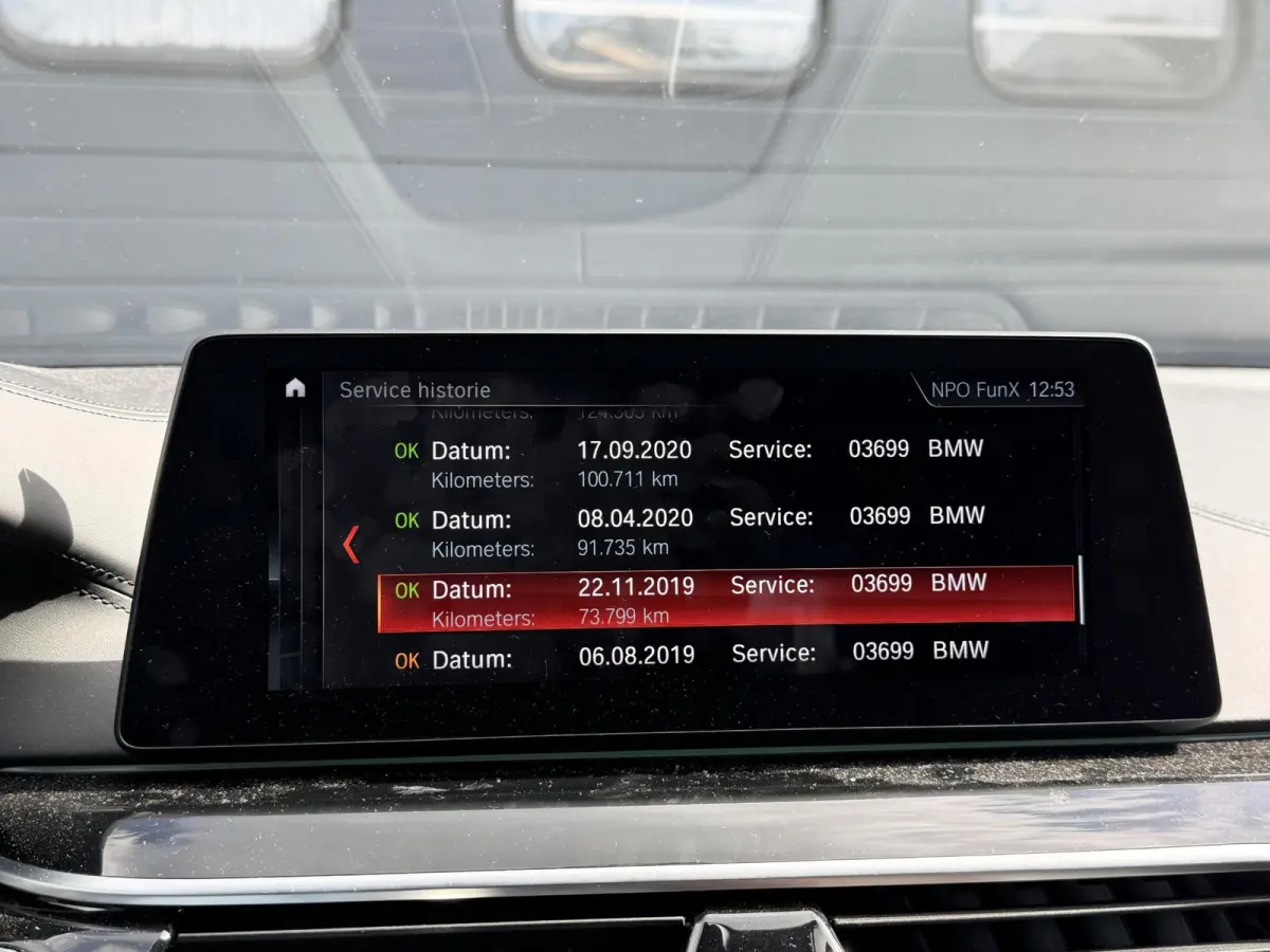 540d xDrive High Executive M-Sport | Panoramadak | 360* Camera | Head-UP | Achteras Bestruring |