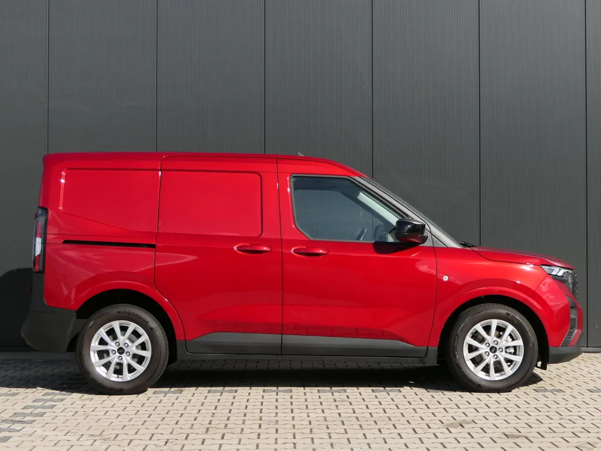 Limited 1.0 EcoBoost | Winter Pack | Navigatie | Lichtmetalen velgen | Camera |