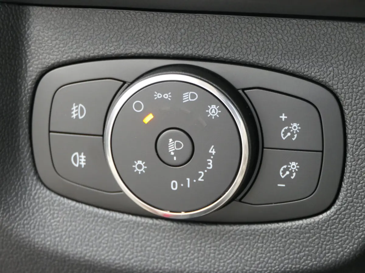 Limited 1.0 EcoBoost | Winter Pack | Navigatie | Lichtmetalen velgen | Camera |