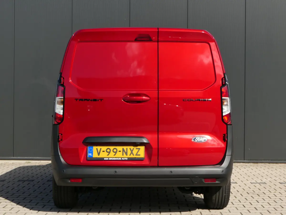 Limited 1.0 EcoBoost | Winter Pack | Navigatie | Lichtmetalen velgen | Camera |