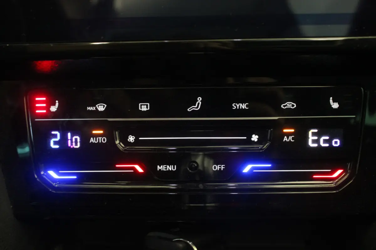 1.4 TSI PHEV GTE Business |Pano|Stoelverw.|Navi|