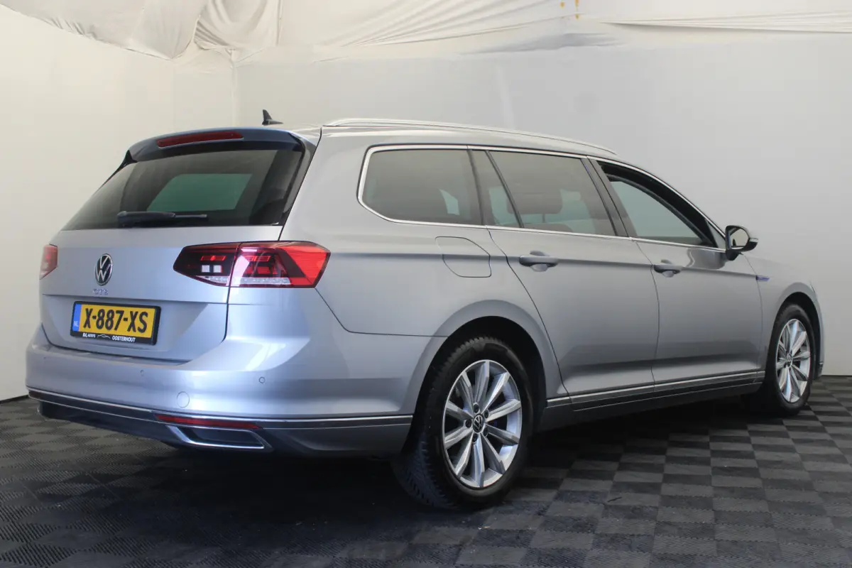 1.4 TSI PHEV GTE Business |Pano|Stoelverw.|Navi|