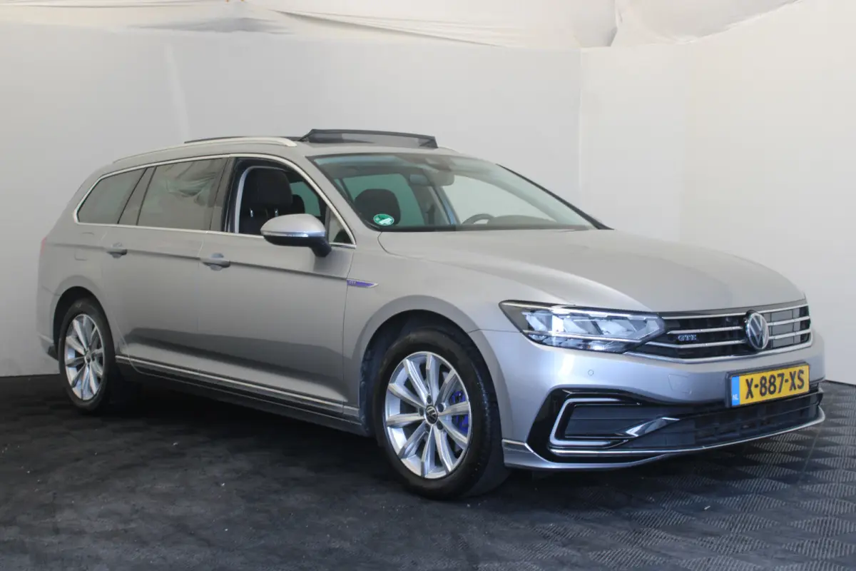 1.4 TSI PHEV GTE Business |Pano|Stoelverw.|Navi|