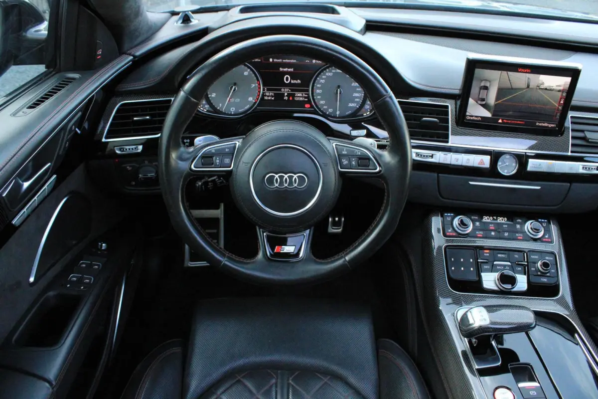 4.0 TFSI S8 plus quattro Pro Line+ Softclose Panorama Massage 360 Camera