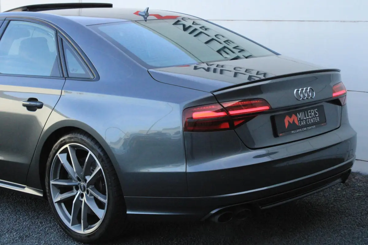 4.0 TFSI S8 plus quattro Pro Line+ Softclose Panorama Massage 360 Camera